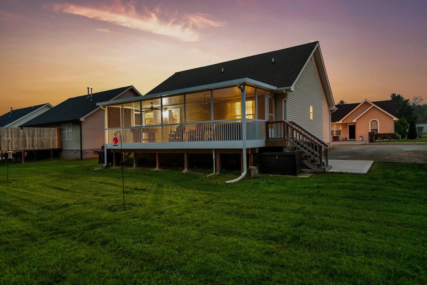 1 Mile To Pkwy, Pets, Hot Tub, Creekside, Porch Villa พิเจนฟอร์จ ภายนอก รูปภาพ